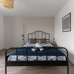 Apartment Leon Blum - Design - Parking